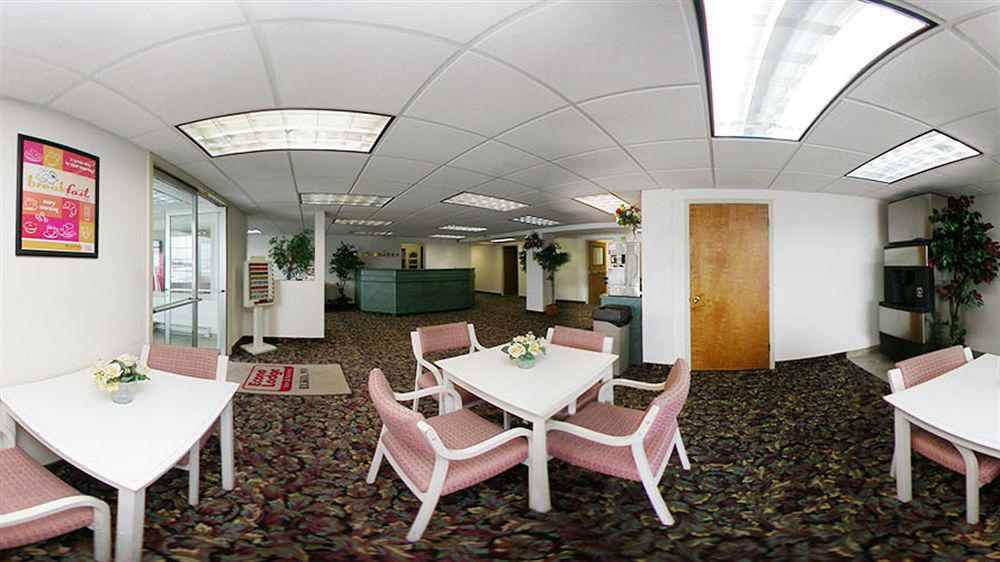 Quality Inn & Suites Elko Exterior photo